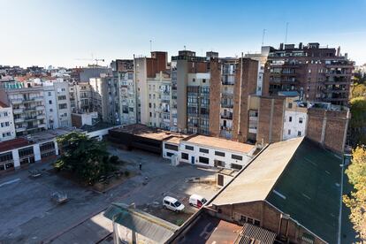 Uno de los edificios del solar adquirido por la Sagrada Familia en la calle de Mallorca se cederá al 'cau' Antoni Gaudí.