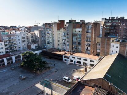 Uno de los edificios del solar adquirido por la Sagrada Familia en la calle de Mallorca se cederá al 'cau' Antoni Gaudí.