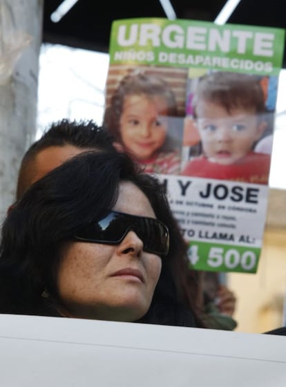 La madre de los dos ni&ntilde;os desaparecidos el 8 de octubre en C&oacute;rdoba, Ruth Ortiz, durante la concentraci&oacute;n que ha tenido lugar este domingo en esta ciudad.