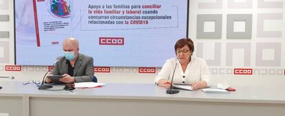 Unai Sordo, secretario general de CC OO, y Mari Cruz Vicente, secretaria confederal de Acción Sindical de CC OO, presentando sus propuestas para la conciliación.