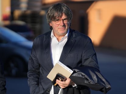 Puigdemont, a su llegada la tarde del viernes a la población francesa de Ribesaltes, donde participa en el acto de presentación del nuevo gobierno del Consejo de la República.