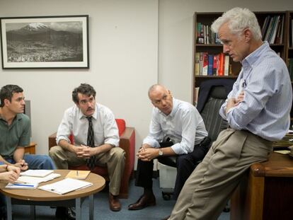 El equipo de redacción de 'The Boston Globe' en 'Spotlight'.