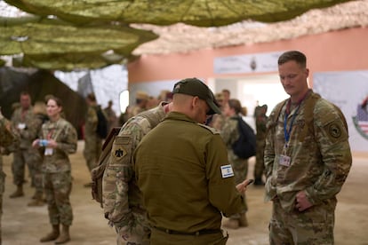Militares de Israel y Estados Unidos que toman parte en las maniobras African Lion 2025, el viernes en Tan Tan (320 kilómetros al sur de Agadir).