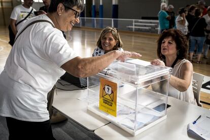 Consulta para cambiar las fiestas de San Julia de Ramis al 1 de octubre y conmemorar el referéndum ilegal. 