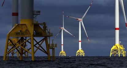 Parque de eólica marina de Iberdrola en aguas de Alemania con turbinas de Siemens Gamesa.