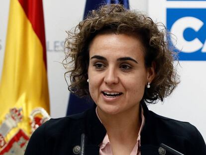 La ministra de Sanidad, Servicios Sociales e Igualdad, Dolors Montserrat, este miércoles durante la recepción al equipo paralímpico español.