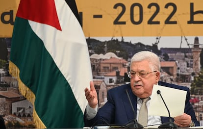 El presidente Mahmud Abbas interviene ante la Organización para la Liberación de Palestina, el domingo en Ramala.