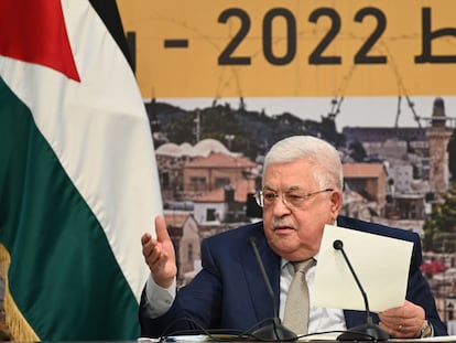 El presidente Mahmud Abbas interviene ante la Organización para la Liberación de Palestina, el domingo en Ramala.