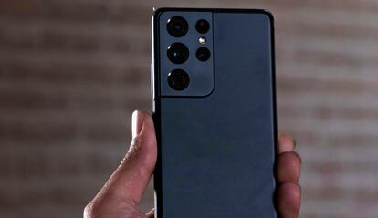 Cámara trasera de un teléfono Samsung Galaxy
