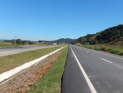 Obras na rodovia BR-470, em Santa Catarina. 