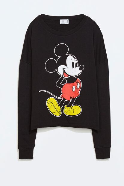 Sudadera de Zara (22,95 euros).