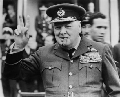 Winston Churchill (1874 - 1965) en Croydon, 1948.