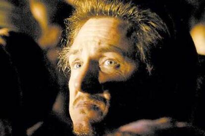Sean Penn, durante la vigilia en la puerta de la prisión californiana de San Quintín.