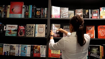 Asistentes a la Feria del Libro de Fr&aacute;ncfort, Francia es el invitado de honor.