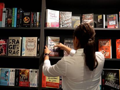 Asistentes a la Feria del Libro de Fr&aacute;ncfort, Francia es el invitado de honor.