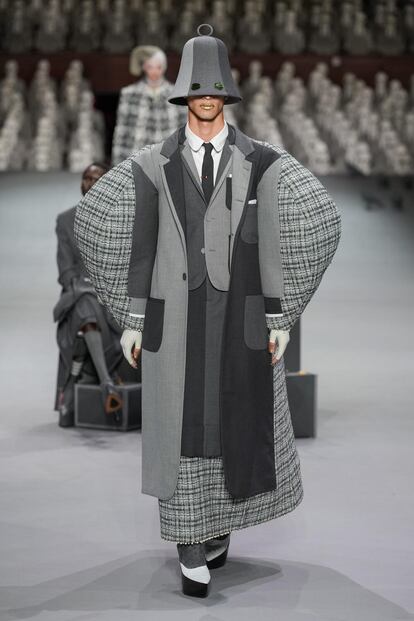 smag-thom-browne-hc-f23-025