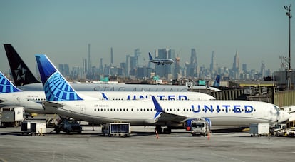 Aviones de United Airlines en el aeropuerto de Newark (Nueva Jersey, EE UU).