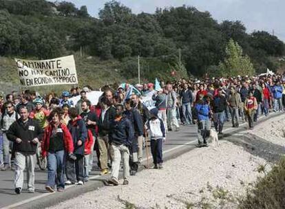 Manifestación convocada el pasado noviembre contra el proyecto urbanístico promovido en Ronda.