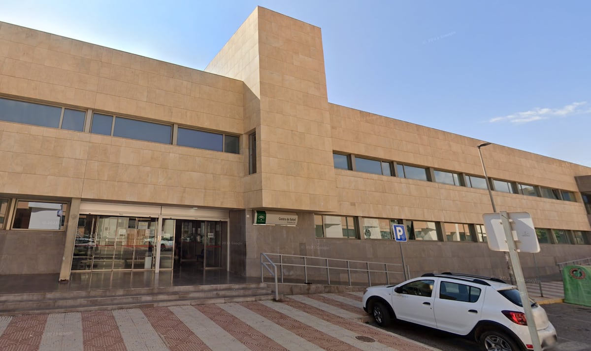Una jueza deja en libertad provisional al padre y la madre del bebé que murió tras una circuncisión clandestina