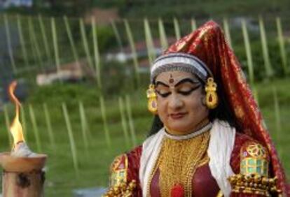 Escena de Kathakali, teatro ancestral del sur de la India.