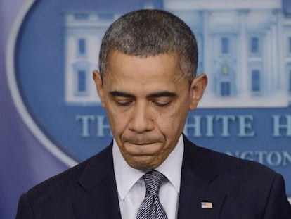 Obama, emocionado, durante su intervenci&oacute;n sobre la matanza de Connecticut. 