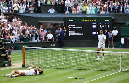 Carlos Alcaraz y Novak Djokovic