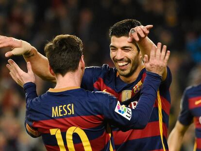 Messi i Suárez celebren un gol.