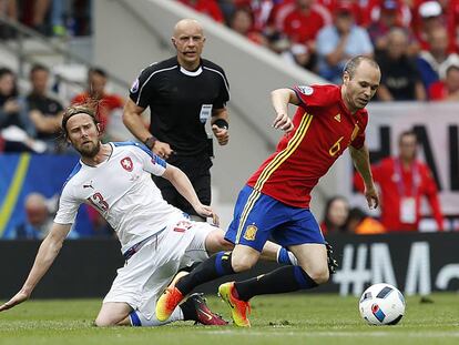 Andrés Iniesta, durante una jugada.