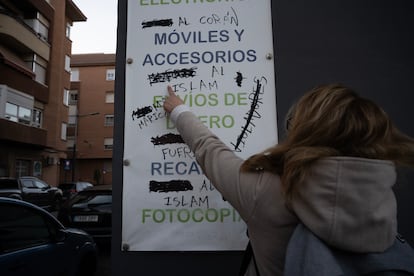 Las pintadas islamófobas se han multiplicado en las últimas semanas en Molina del Segura.