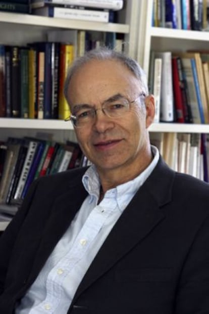 El escritor y académico Peter Singer.