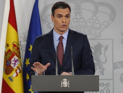 Pedro Sánchez, durante su intervención en La Moncloa para explicar el real decreto que impone el estado de alarma por la Covid-19.