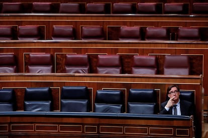 Salvador Illa, en el Congreso el 22 de abril de 2020.