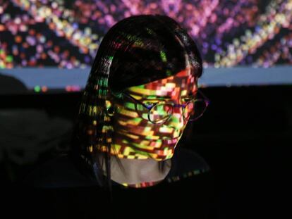 Una de las dj que pinchó en la 'algorave' que se celebró en Matadero Madrid.