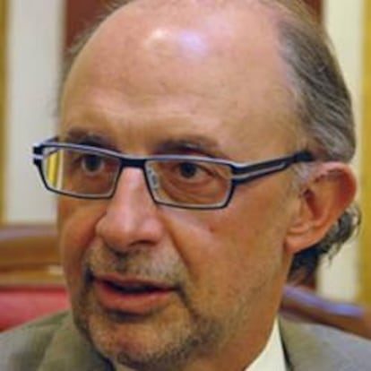 El coordinador del área económica del PP y ex ministro de Hacienda, Cristóbal Montoro.