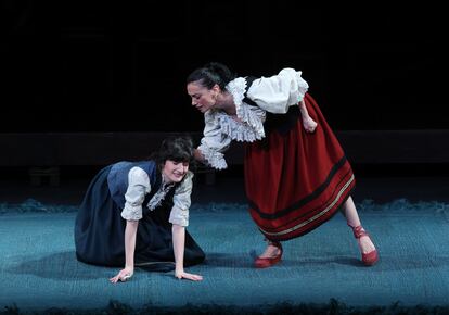 Ensayo de la obra 'Peribáñez y el Comendador de Ocaña', en el teatro Fernán Gómez.
