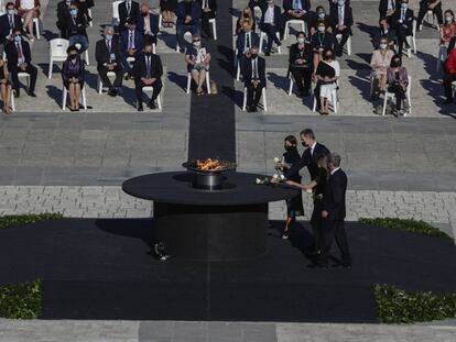 El homenaje de Estado a las víctimas de la pandemia, en imágenes