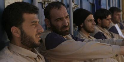 Un fotograma de 'White Helmets'.