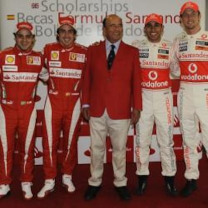 Emilio Botín junto con Felipe Massa, Fernando Alonso, Lewis Hamilton y Jenson Button