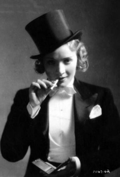 Marlene Dietrich, con esmoquin.