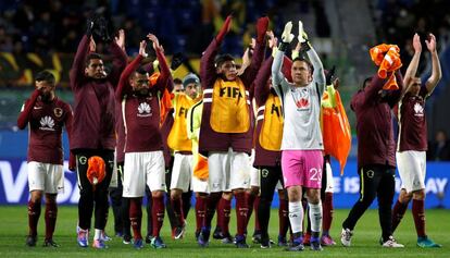 Los jugadores de América celebran su pase a la siguiente ronda