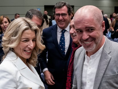 La vicepresidenta segunda y ministra de Trabajo, Yolanda Díaz y el secretario general de CCOO, Unai Sordo (en primer plano) junto con el secretario general de UGT, Pepe Álvarez, y el presidente de la patronal CEOE, Antonio Garamendi (en el centro), el pasado noviembre.