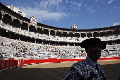 Grada semivacía de la Monumental de Barcelona en 2010. Era la primera corrida después de prohibirse los toros en Cataluña, una ley que se comenzó a aplicar en 2012.