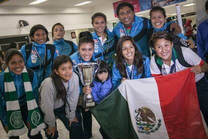 La selección femenil, campeonas de la Homeless World Cup.