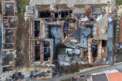 El cuartel de Jajce, en la capital de Bosnia, Sarajevo, prácticamente destruido durante el asedio a esa ciudad, entre 1992 y 1995, en  una imagen aérea tomada el pasado 4 de marzo.