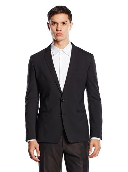 Traje de hombre en negro