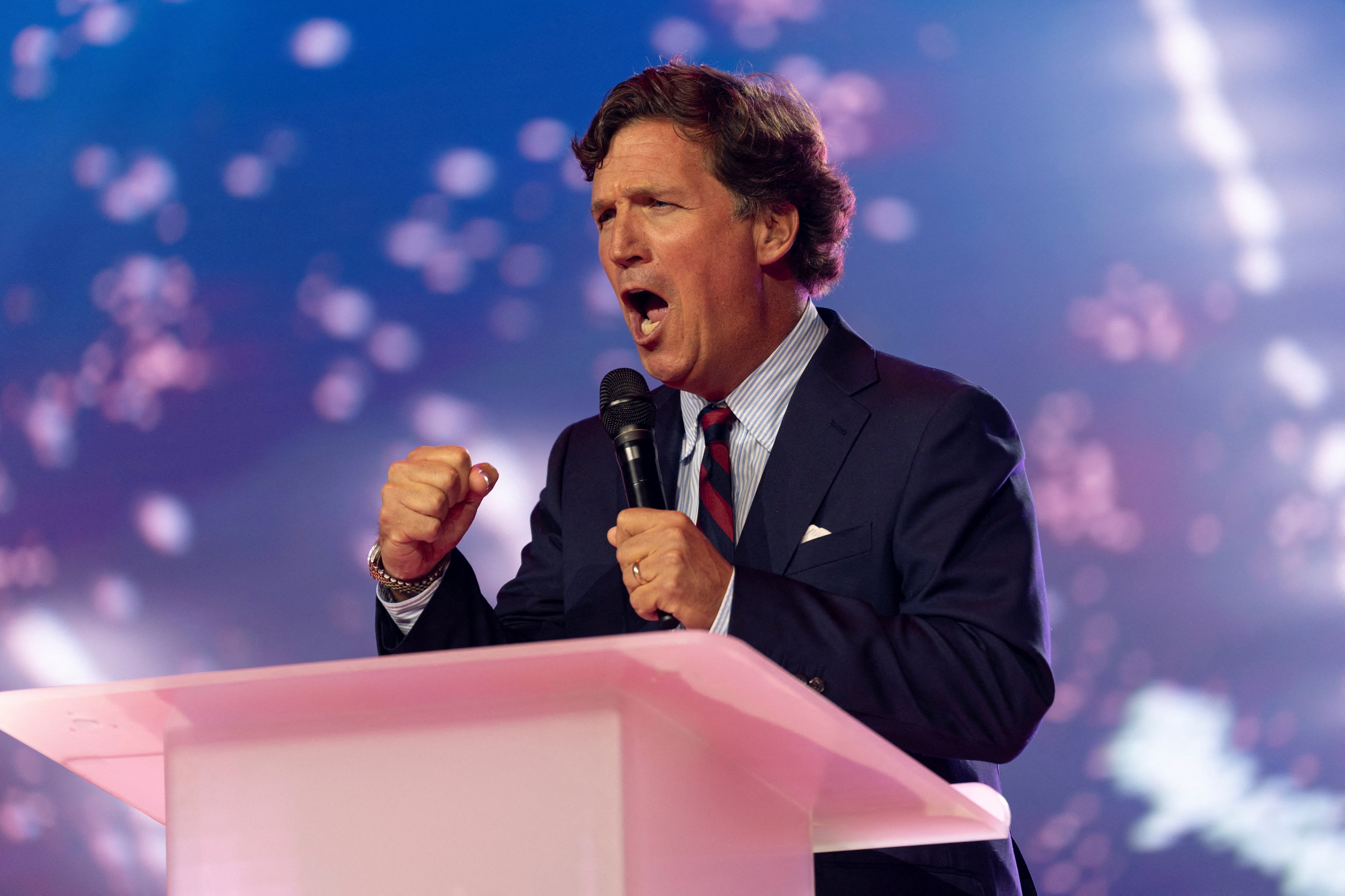 El comunicador Tucker Carlson, antiguo gran aliado de Trump, retira su apoyo a los republicanos: "No son leales a EE UU"