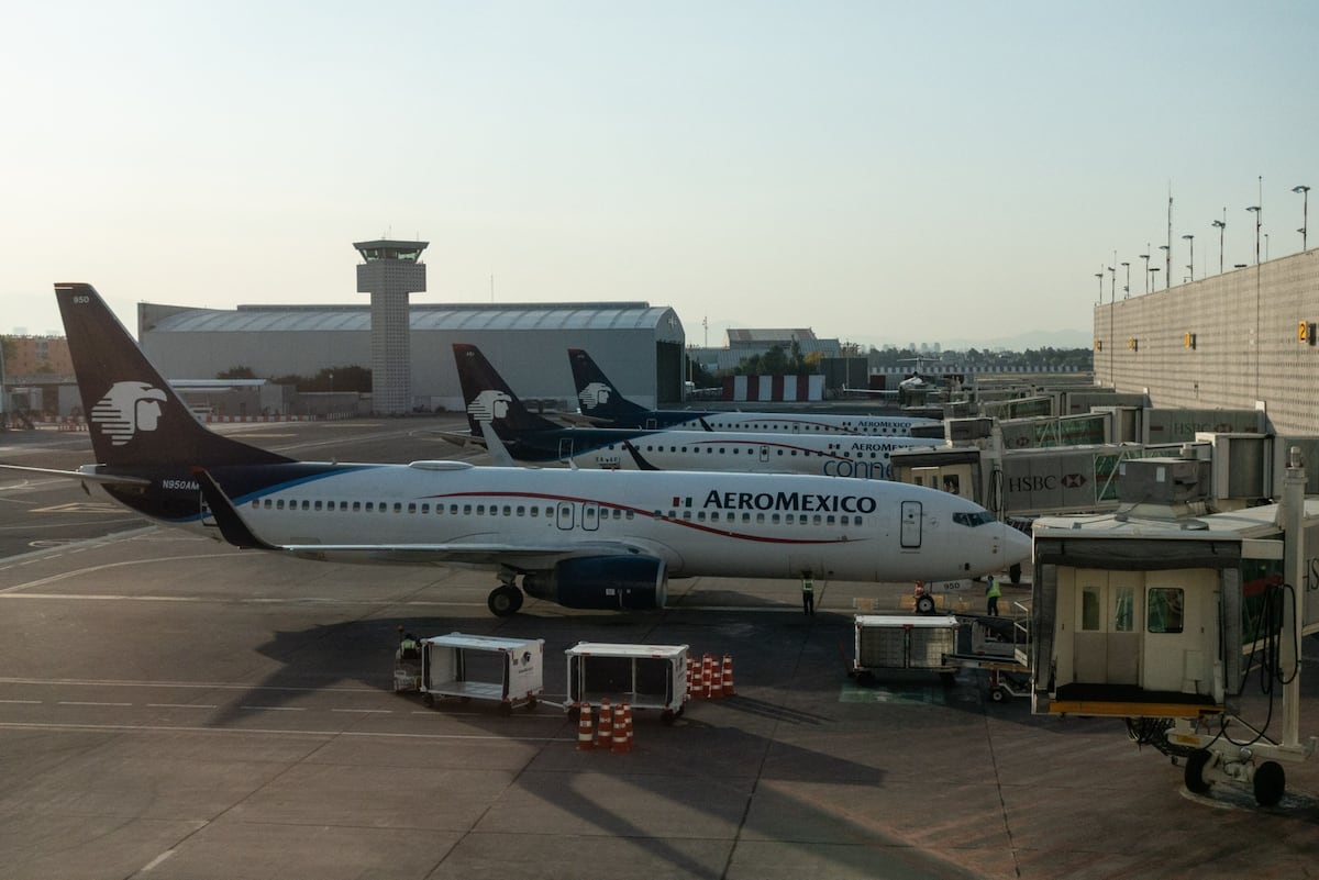 Aeroméxico sale de la terminal 1 del aeropuerto de Ciudad de México ...