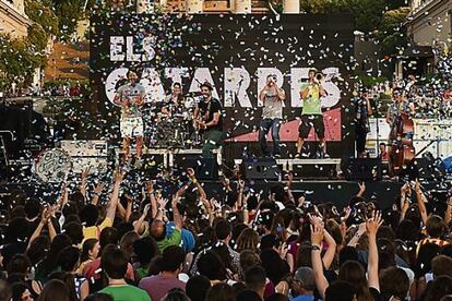 Concert d’Els Catarres en la inauguració de la temporada del Grec a Montjuïc.