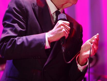 Leonard Cohen, anoche, en el Velódromo Lluís Puig de Valencia.