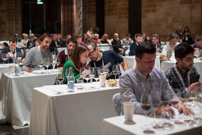 XIV edición del certamen Premio Vila Viniteca de Cata por Parejas, celebrada en la Casa Llotja de Mar de Barcelona.